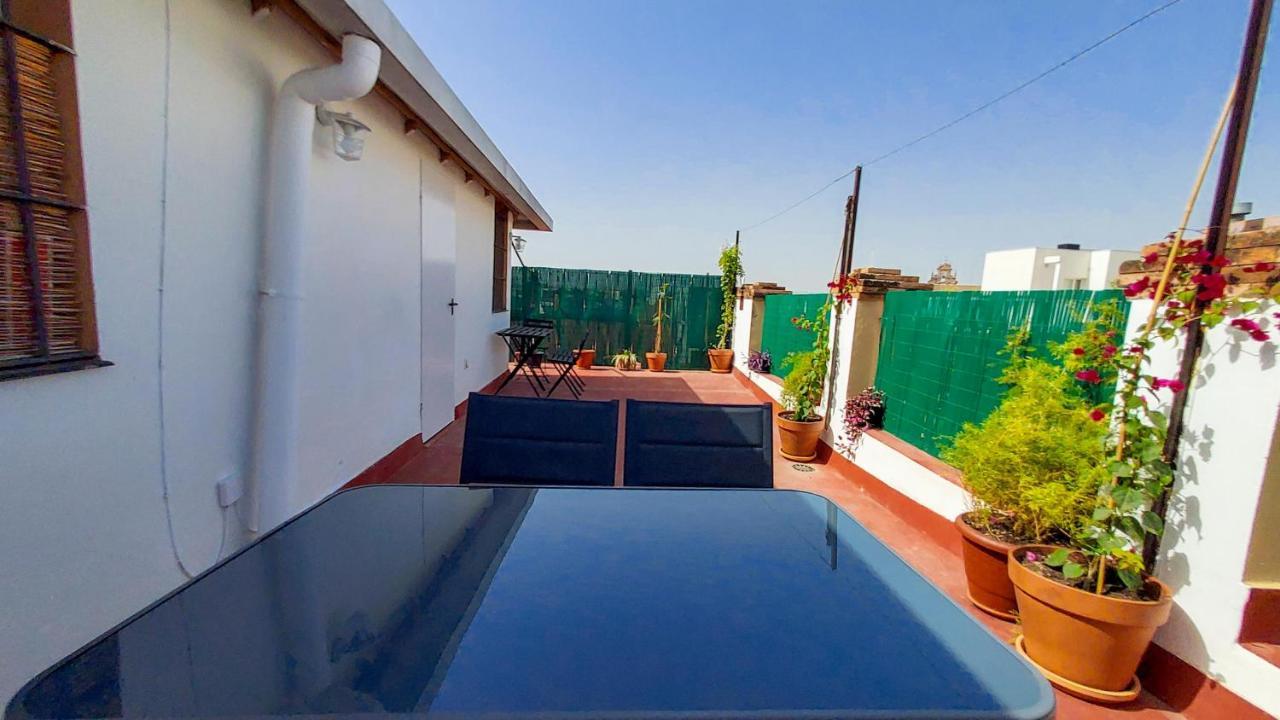 Atico En Calatrava - Vistas Y Gran Terraza Privada Apartment Sevilla Bagian luar foto